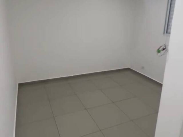 #588 - Apartamento para Locação em São Paulo - SP